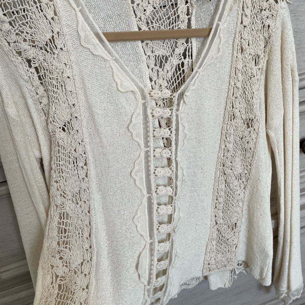 Vintage Havanna knit bell sleeve top